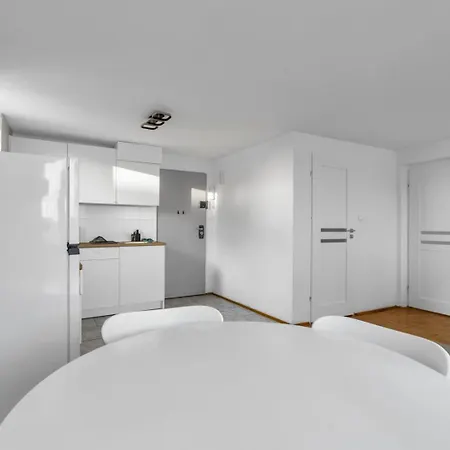 Apartment Mokotow Serene By Bookinghost *