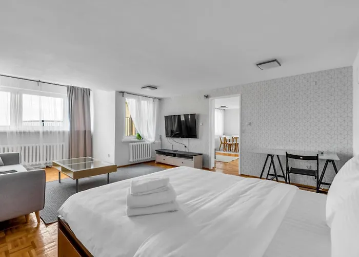 Mokotow Serene By Bookinghost